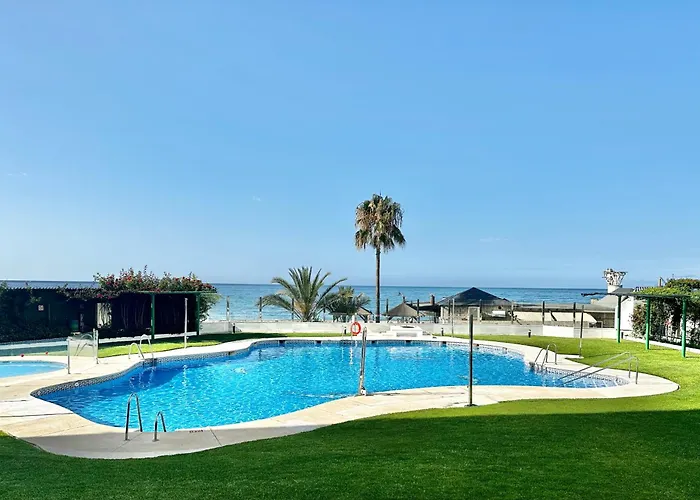 Banana Front Line Iii - Eaw Homes Apartament Marbella
