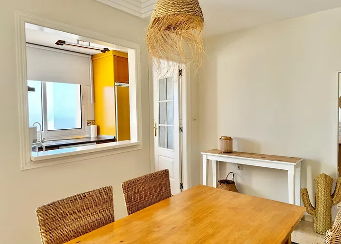 Banana Front Line Iii - Eaw Homes *